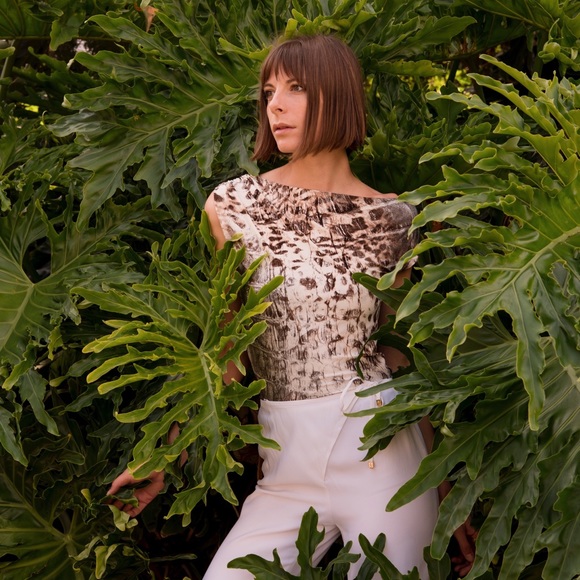 ✨Meet The Posher✨ - Picture 2 of 9